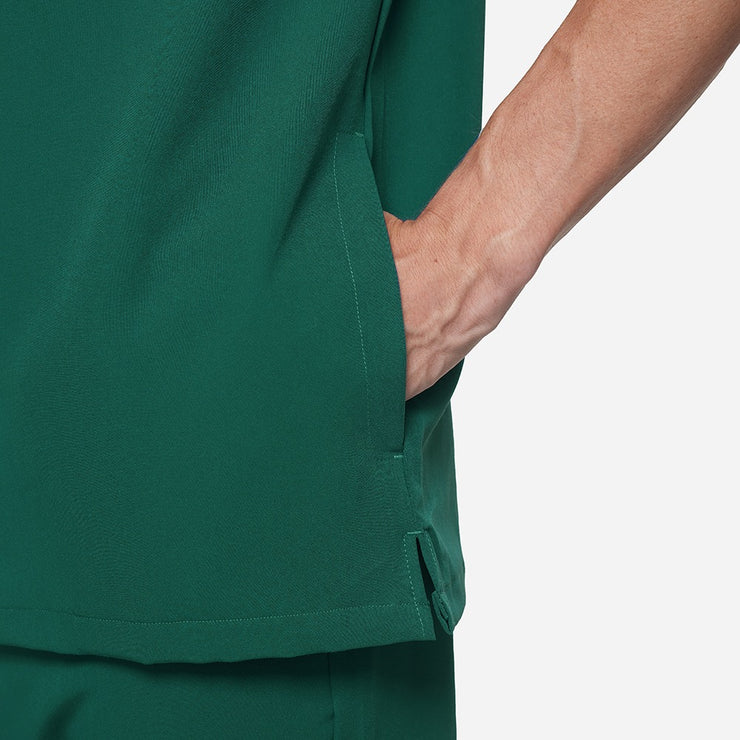 男士经典 V 领上衣