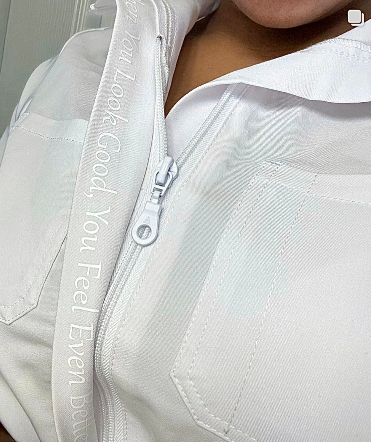 Mono médico cargo a medida